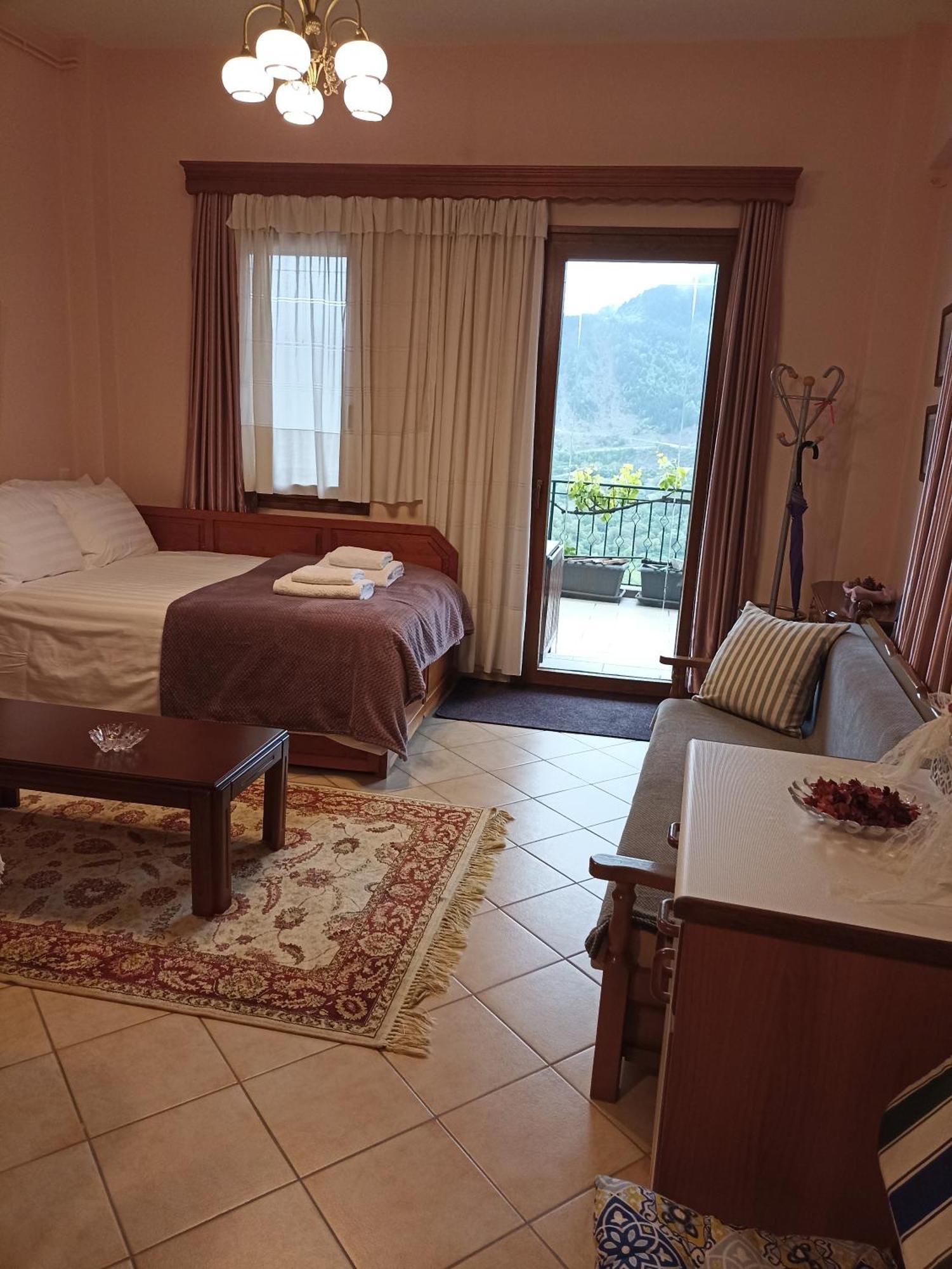 Louna Metsovo
